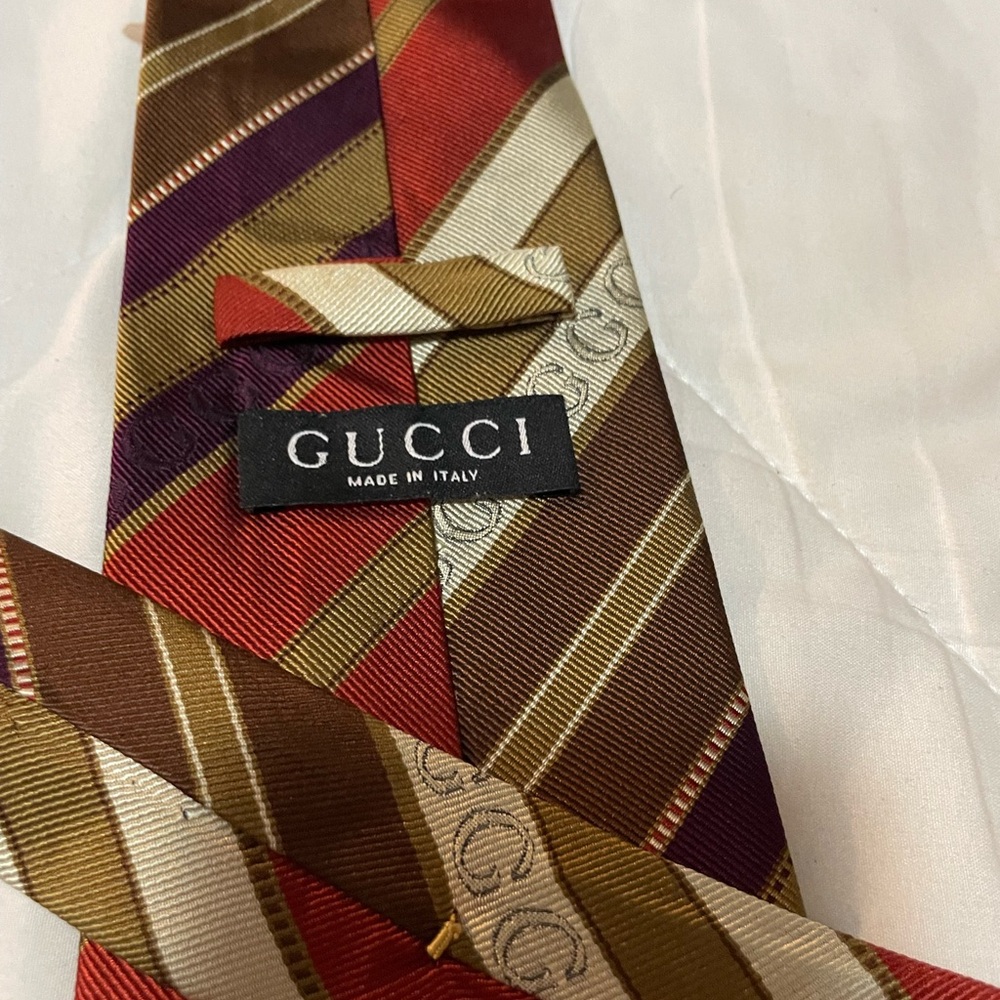 Gucci Red and Brown Geometric Silk Tie